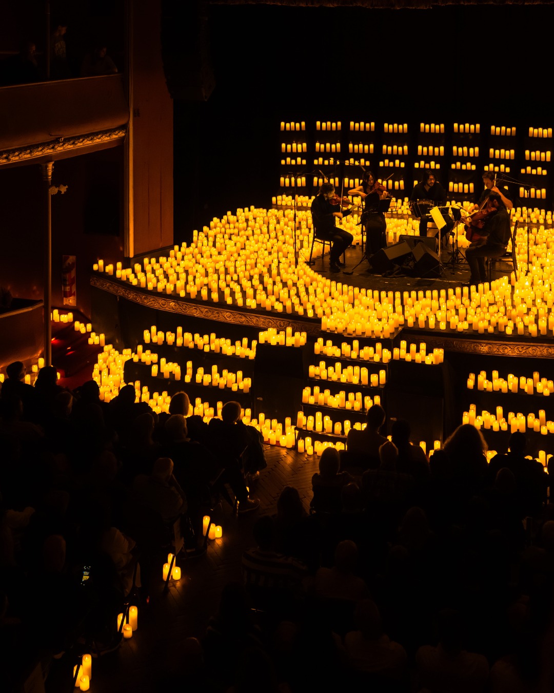 Candlelight Long Live the Rock Legends 0